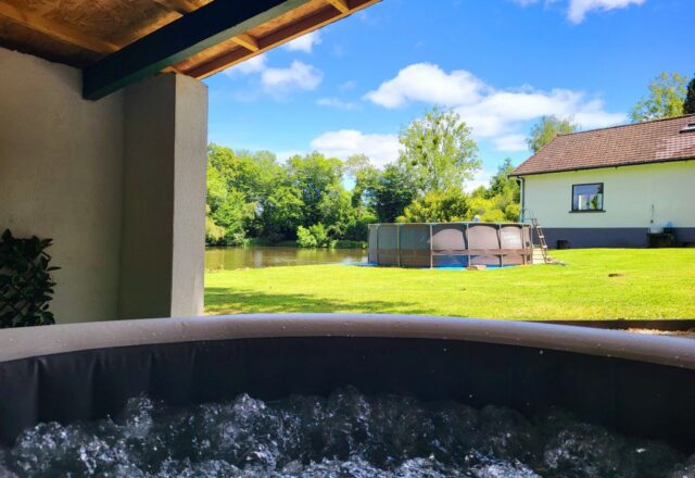 Lac Cimes Carp Fishery - Image 4