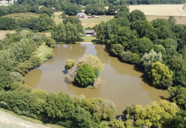 Oakview Lake - Image 1